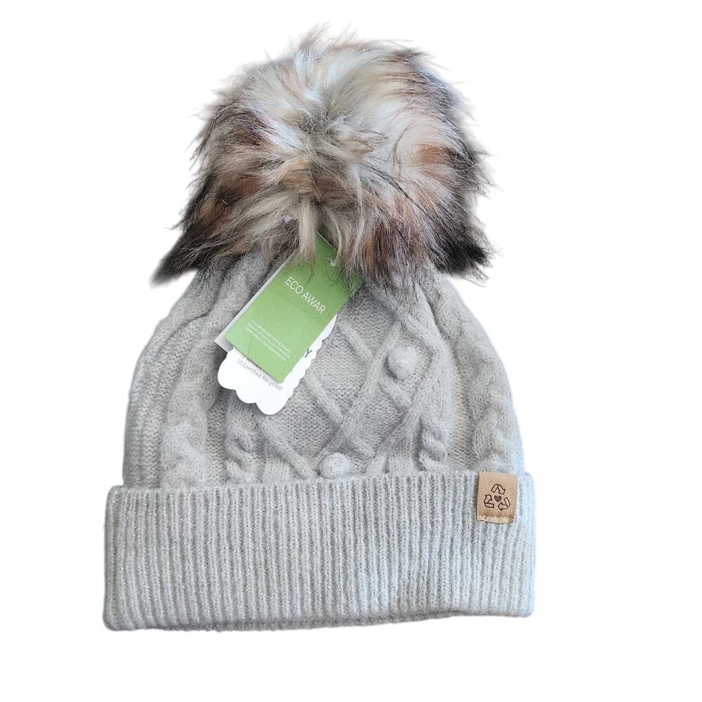 David & Young Women's Gray Metallic ribbed knit pom pom Eco Awar Knit Beanie Hat